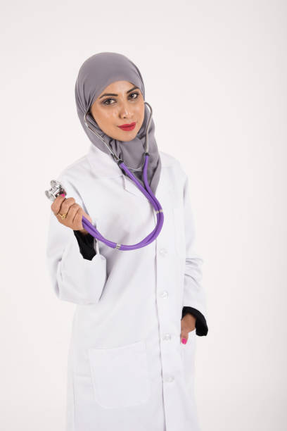لباس پرستاری زنانه با شرایط عالی