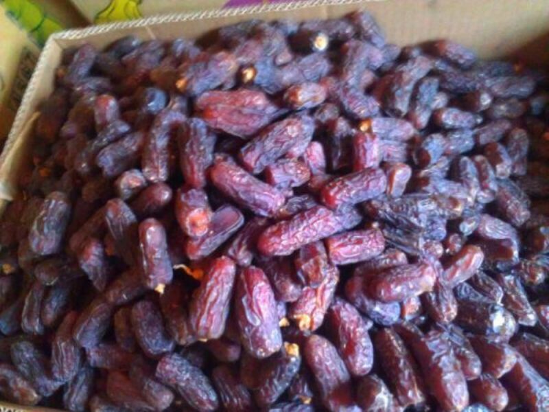 تصویر 3 از خرما پیارم بسته بندی بهداشتی 800 گرمی