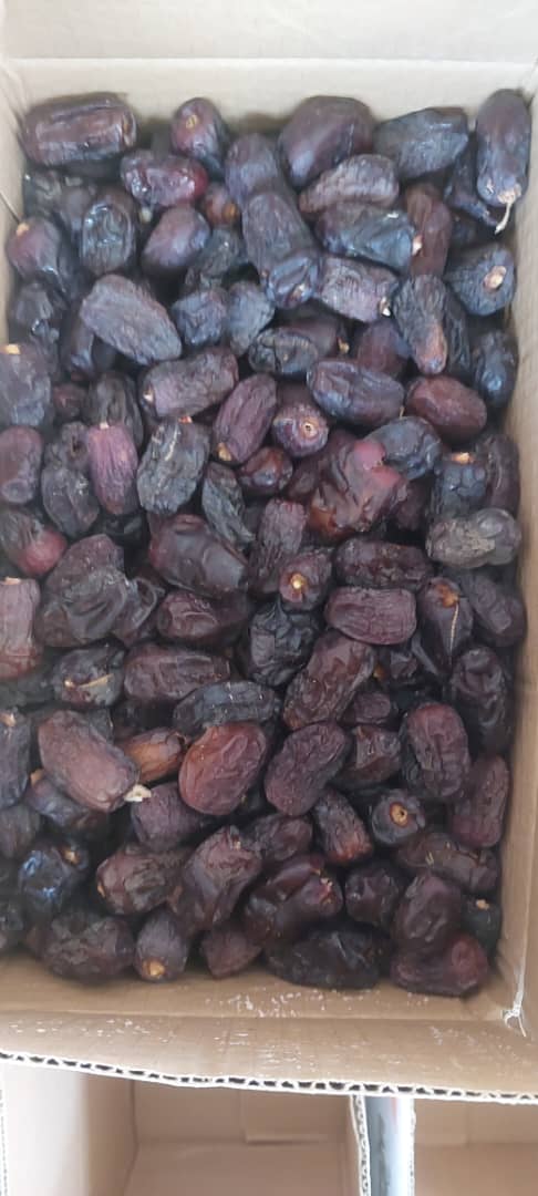تصویر 1 از فروش خرما ضایعاتی جنوب کرمان شهرستان عنبرآباد