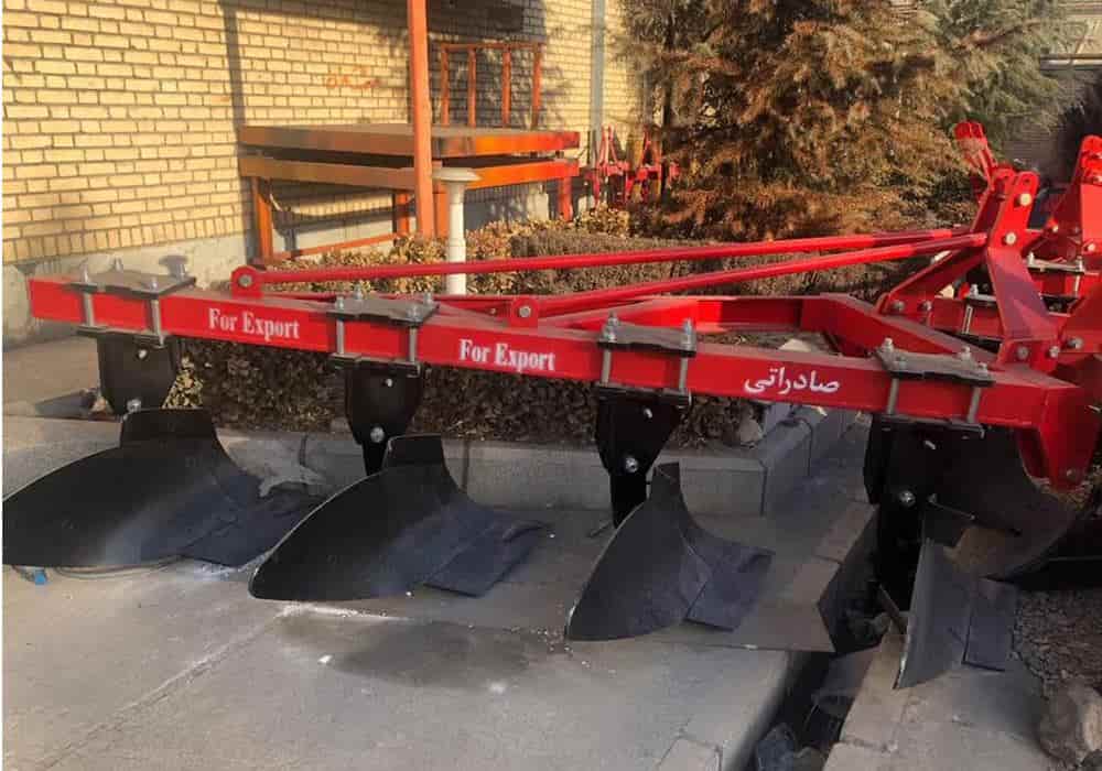 گاوآهن کردستان برای پویا سازی کشتزار و بازآرایی بستر خاک