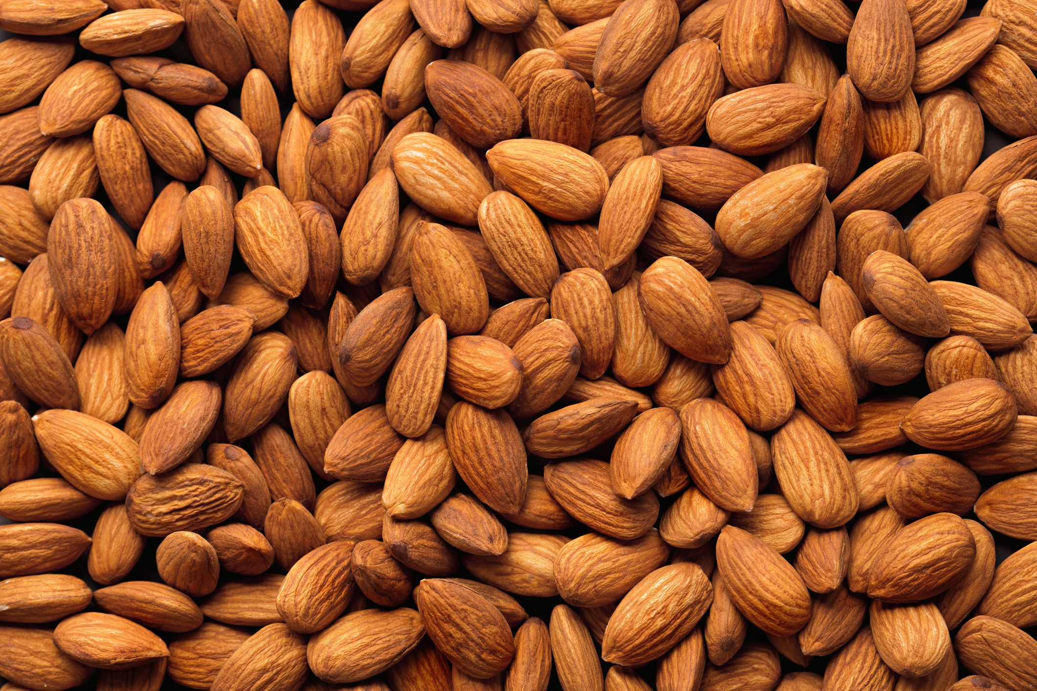 تصویر 5 از انواع بادام درختی عمده با کیفیت عالی