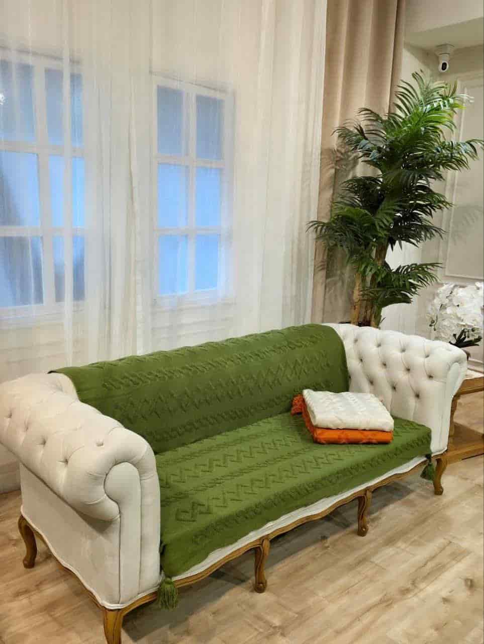 تصویر 3 از شال مبلی مکرومه با طرح‌ های دست‌ بافت و ظرافت بی‌ نظیر