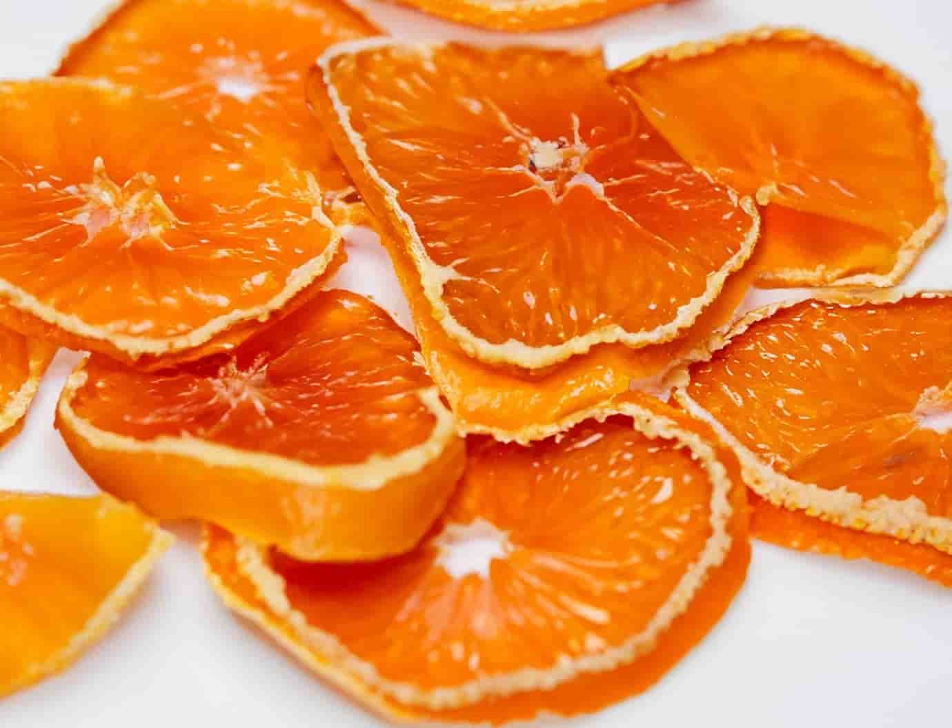 خرید نارنگی خشک شده با طعم شیرین و دلپذیر