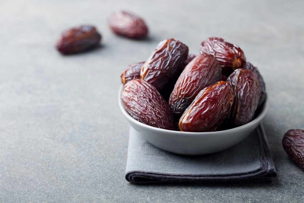 تصویر 2 از خرما پیارم شیره دار یک دست مناسب استفاده در صنعت شیرینی