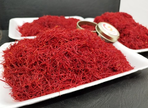 تصویر 3 از زعفران هدیه بسته‌ بندی شکیل با نگهداری استاندارد