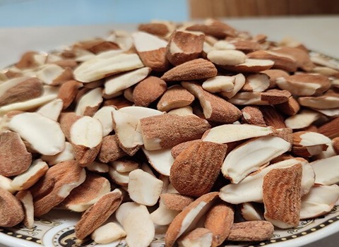 قیمت بادام محلی
