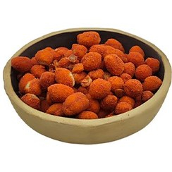 تصویر 3 از بادام زمینی روکش دار گوجه‌ ای یکی از تنقلات خوش‌ طعم و لذیذ