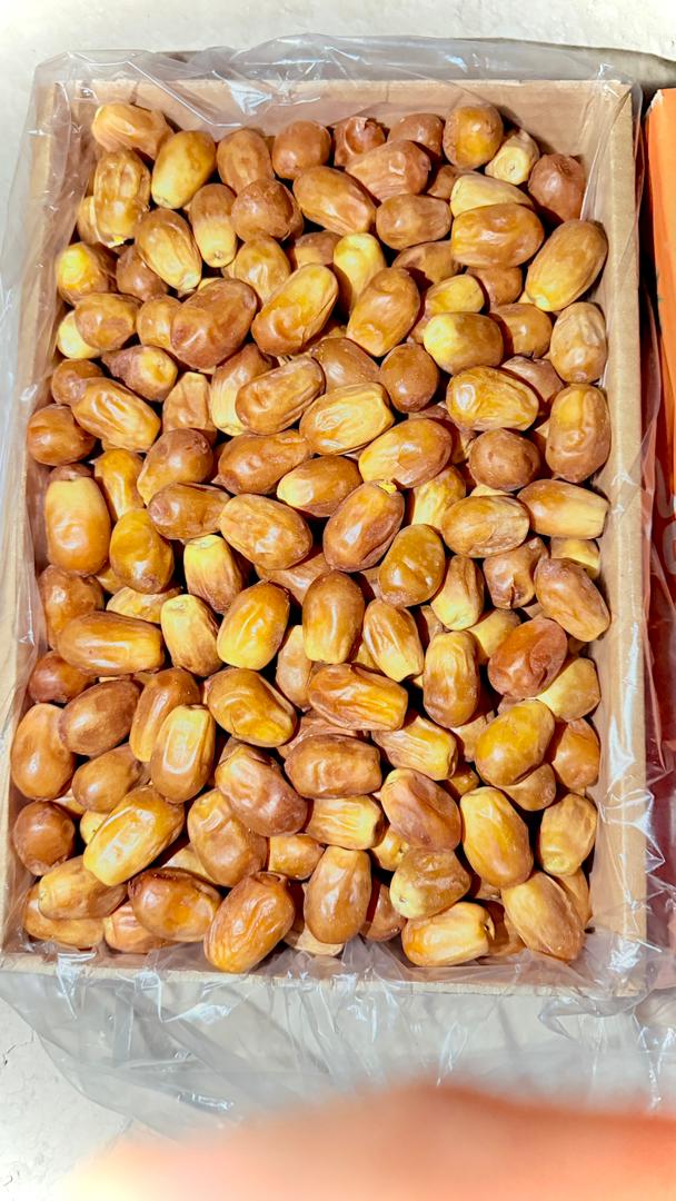 تصویر 2 از خرما زاهدی قصب بوشهر بهترین کیفیت داخلی صادراتی قیمت مناسب
