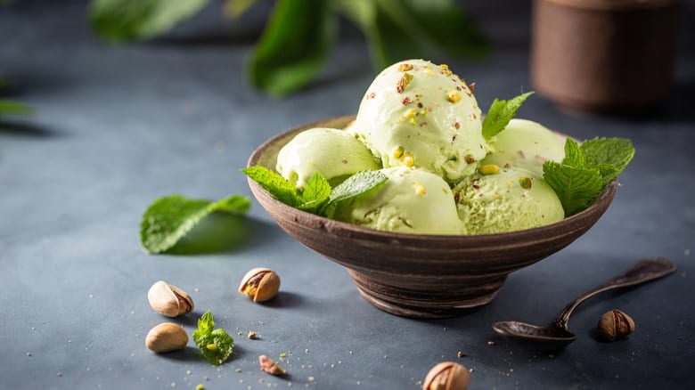 فروش بستنی دومینو