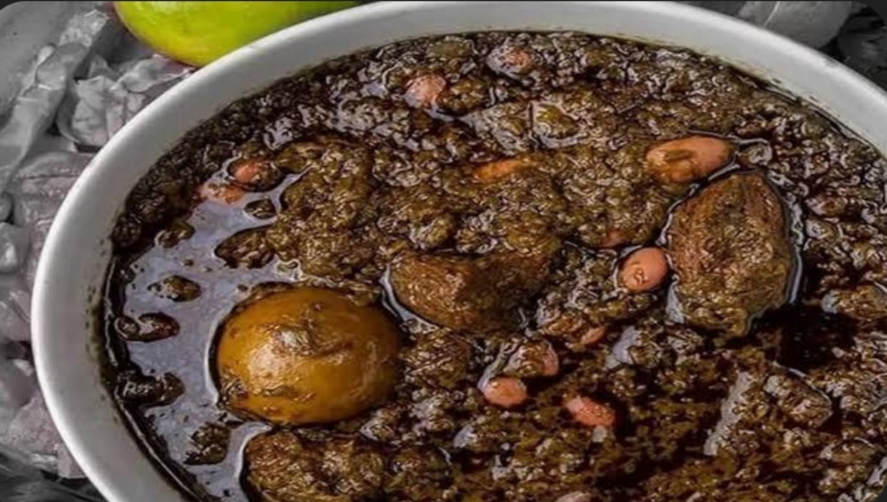 سبزی قورمه