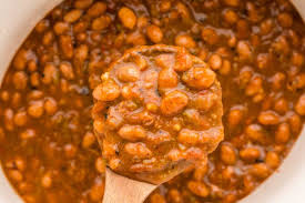 کنسرو لوبیا با سس گوجه محصولی متفاوت