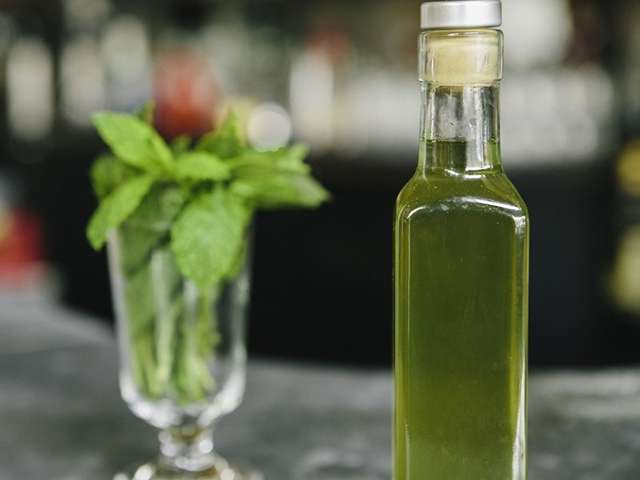 تصویر 4 از عرق نعنا سمیه با عطر گیاهی خالص و انرژی‌ بخش