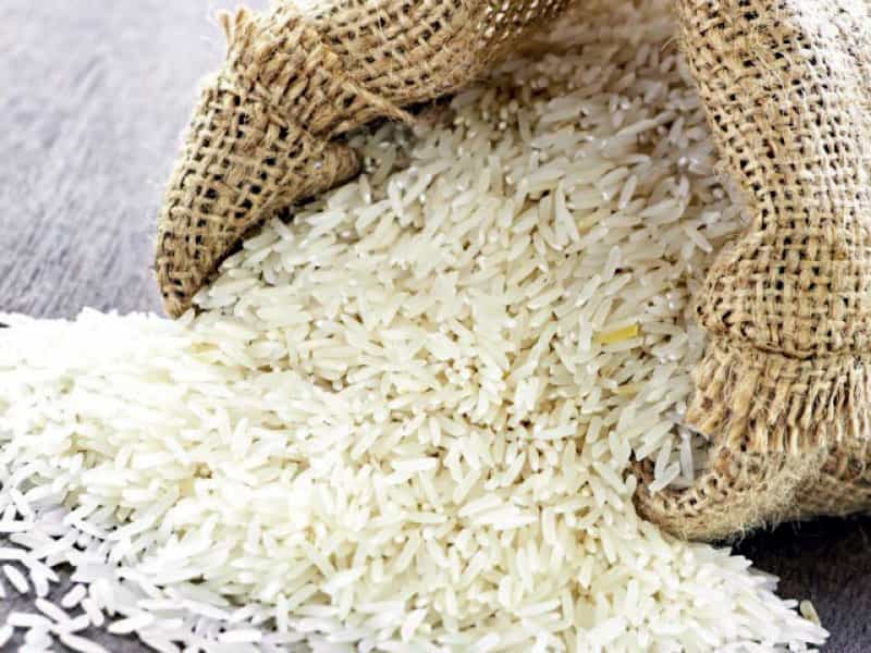 تصویر 1 از برنج عنبربو خاطره محلی با دانه های سالم و عطر طبیعی
