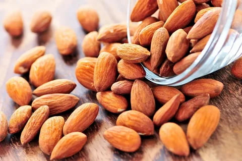 تصویر 4 از بادام درختی صادراتی با ارزش غذایی عالی