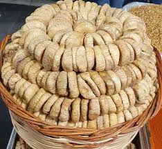 انجیر خشک آردی استهبان طلایی تازه برداشت‌ شده صادراتی