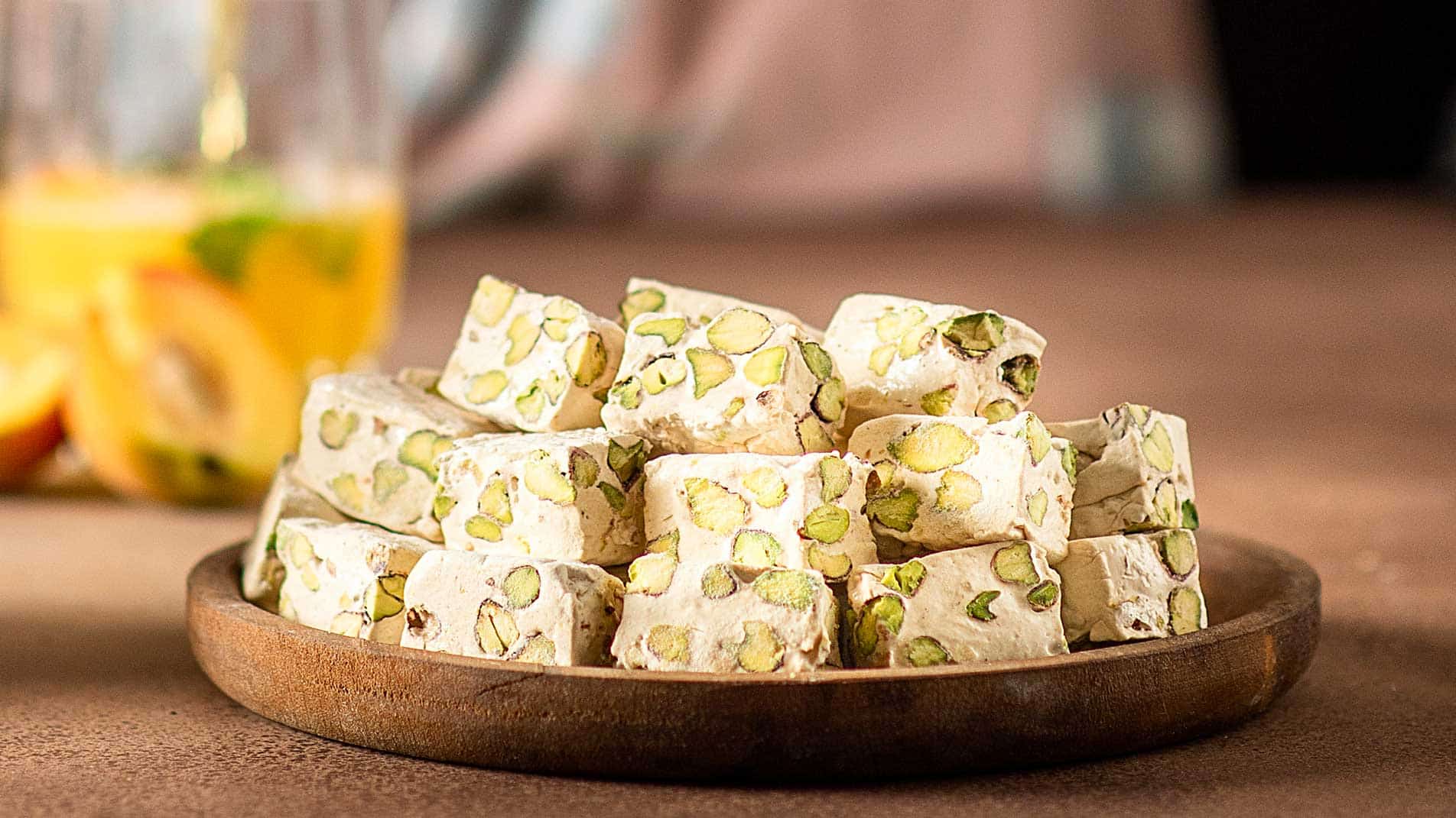 تصویر 1 از گز پذیرایی تازه و خوش طعم مناسب مجالس و مهمانی ها