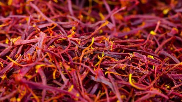 تصویر 4 از زعفران طبیعی خشک با فرآوری سنتی و اصولی