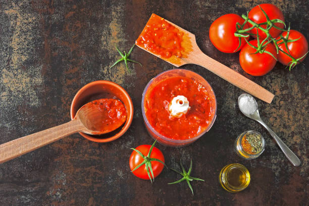 تصویر 5 از رب گوجه‌ فرنگی اسبق با بسته بندی در محیط استریل و پاستوریزه