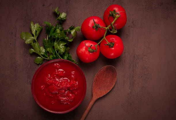 تصویر 4 از رب گوجه‌ فرنگی پایا 800 گرمی پخت به روش سنتی با حفظ خواص
