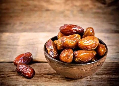 خرما زاهدی کارتونی آماده بازار عمده