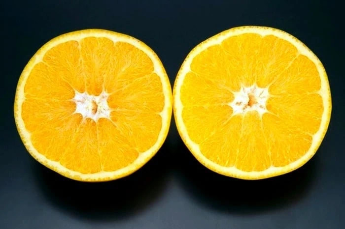 تصویر 4 از پرتقال ساری مناسب مصرف تازه و تهیه آبمیوه‌ های سالم