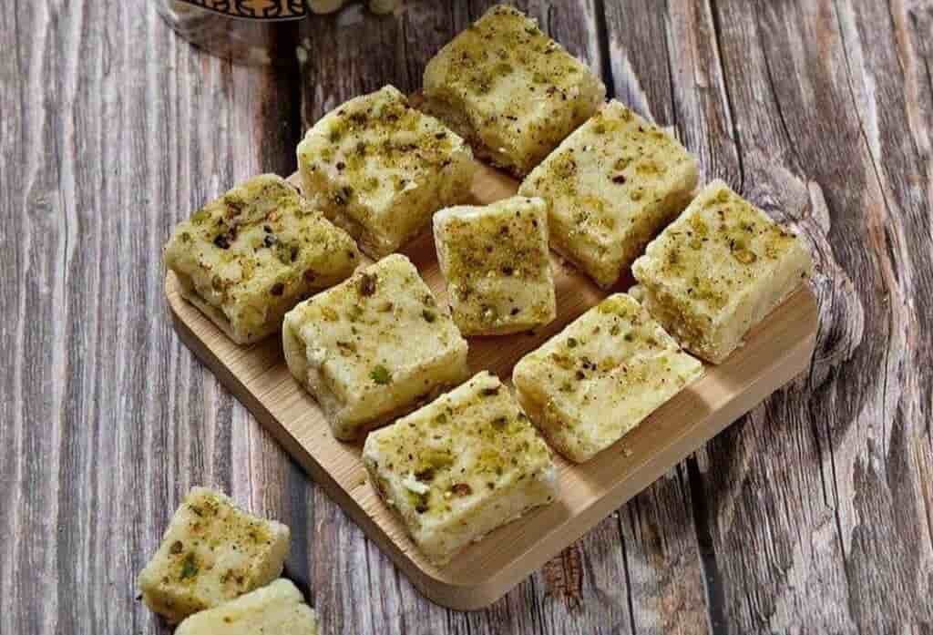 بستنی خشک سنتی با طعم واقعی و اصیل