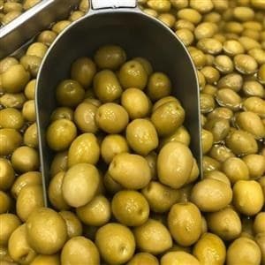 تصویر 3 از زیتون سبز خام تازه چیده شده از باغ‌ های شمال