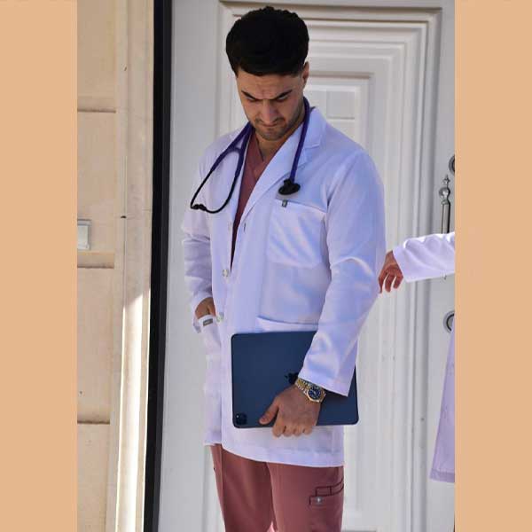 البسه پزشکی سرو مقاوم شست‌ و شوی صنعتی