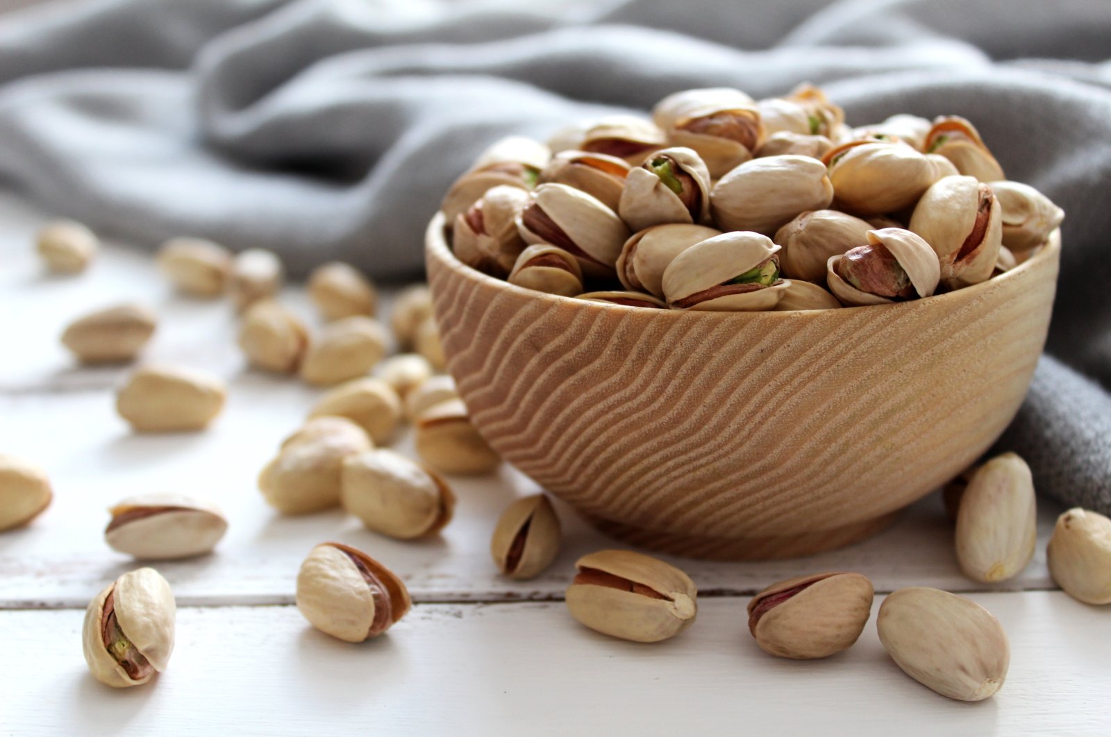 تصویر 4 از پسته اکبری دستچین ممتاز امسالی با طعم طبیعی و پوسته روشن