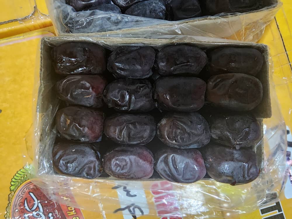 تصویر 3 از خرید خرمای صادراتی مضافتی با قیمت روز + ارسال مستقیم از نخلستان
