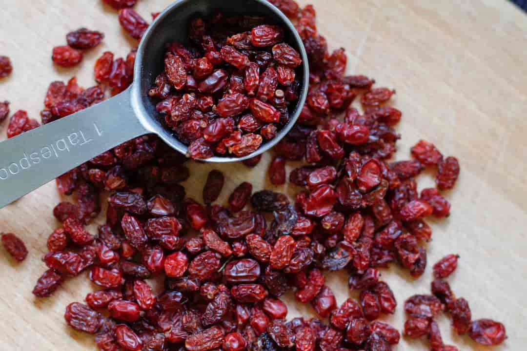 تصویر 4 از زرشک دانه‌ دار با کیفیت بالا مناسب آشپزی و دسرها