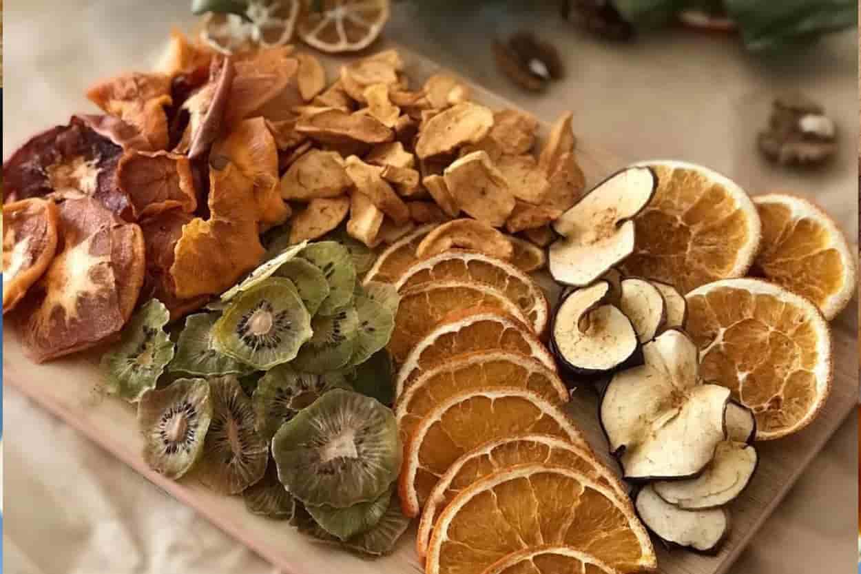 تصویر 2 از میوه خشک خانگی برای ترکیب در وعده های کوچک