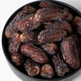 تصویر 1 از خرما پیارم دانه درشت مناسب مهمانی