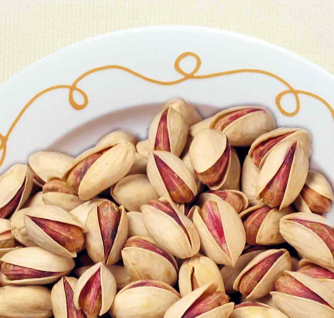 پسته اکبری طبیعی بدون افزودنی و مواد نگهدارنده