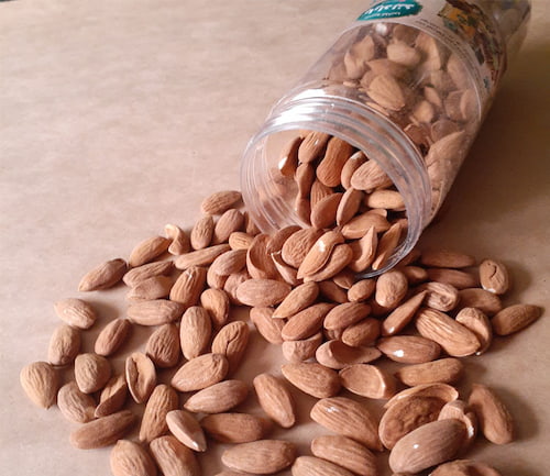مغز بادام