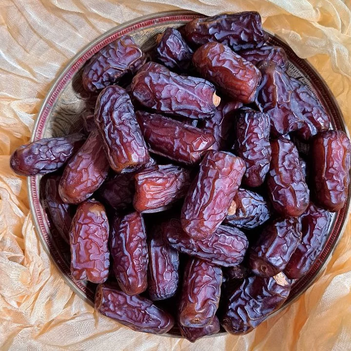 تصویر 3 از خرما پیارم مروارید سیاه یک انتخاب عالی