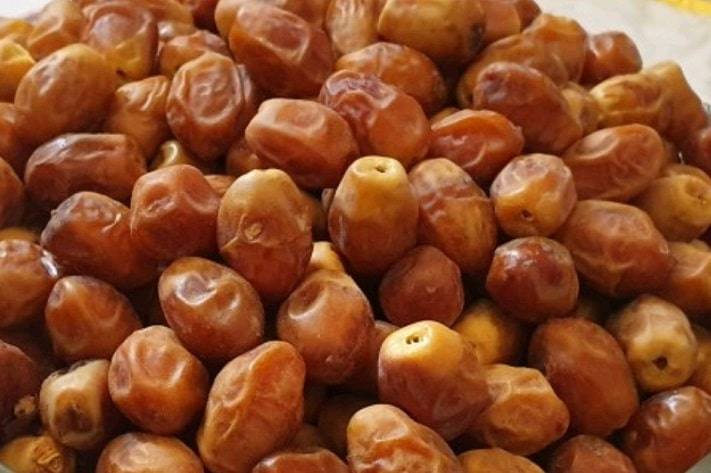 تصویر 4 از خرما زاهدی طعم ملایم و طبیعی
