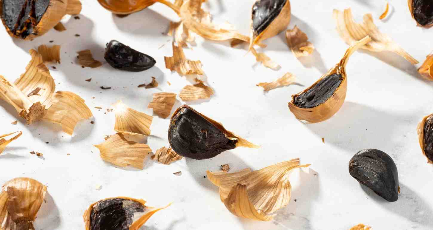 تصویر 3 از سیر سیاه فله با بسته بندی شیک و جذاب