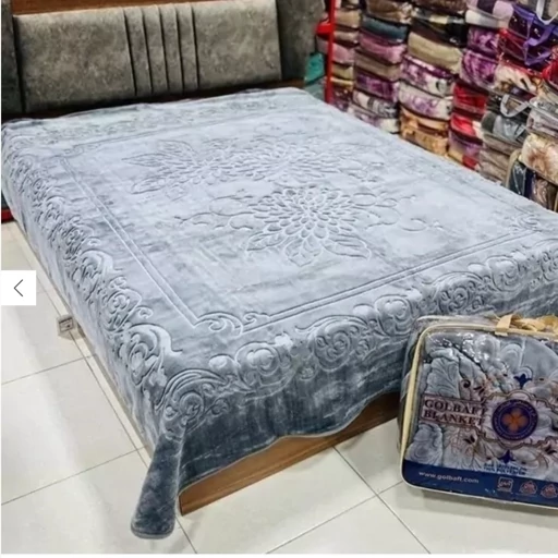 تصویر 2 از پتو گلبافت گل برجسته ساده با بافت فوق نرم و تراکم بالا