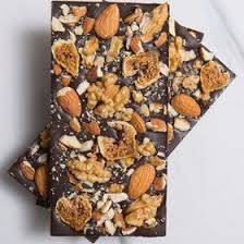 شکلات مغزدار محصولی با کیفیت بسیار عالی و درجه یک