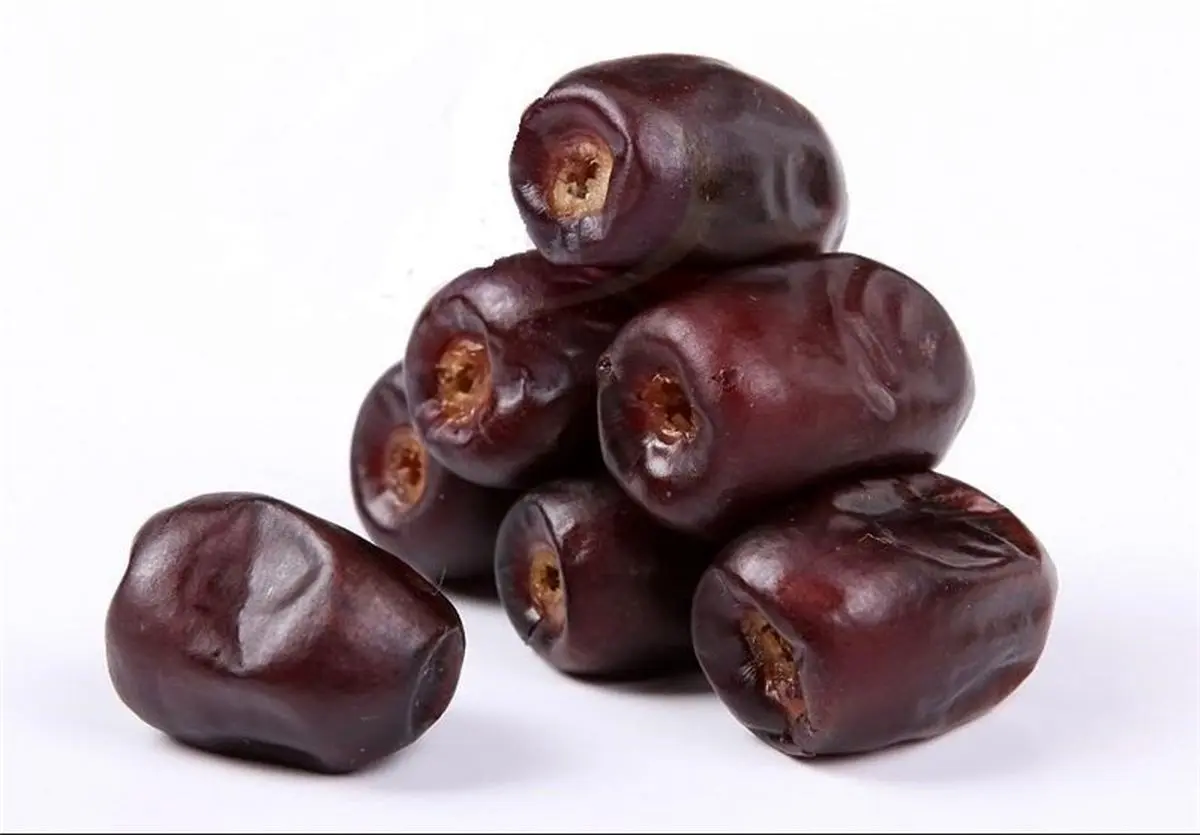 خرما شیرین و طبیعی اصل از مزارع جنوبی