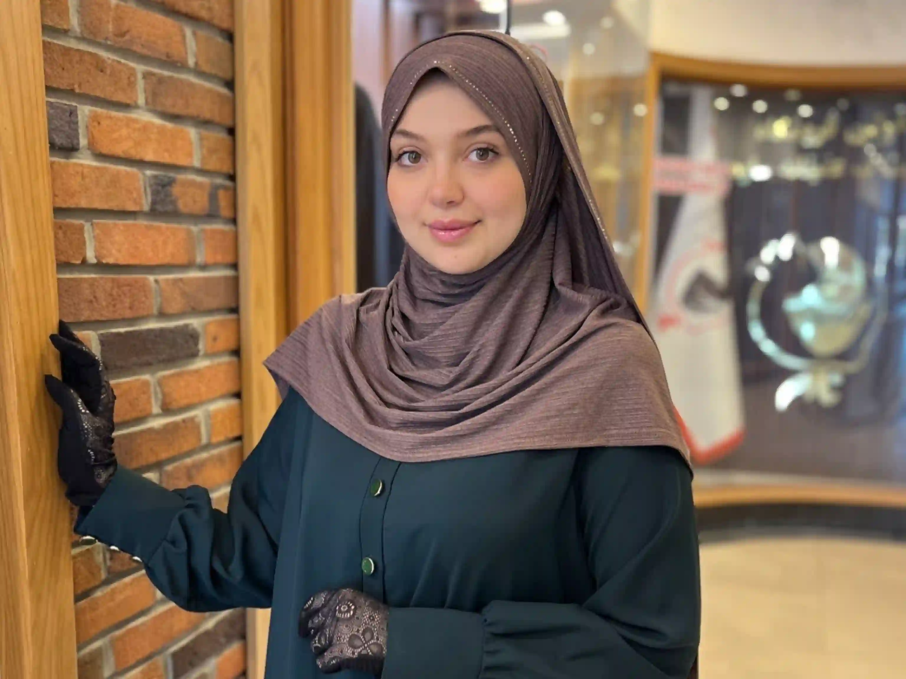 تصویر 1 از خرید و فروش عمده شال کشی نگین‌دار شیک، پرفروش و خاص