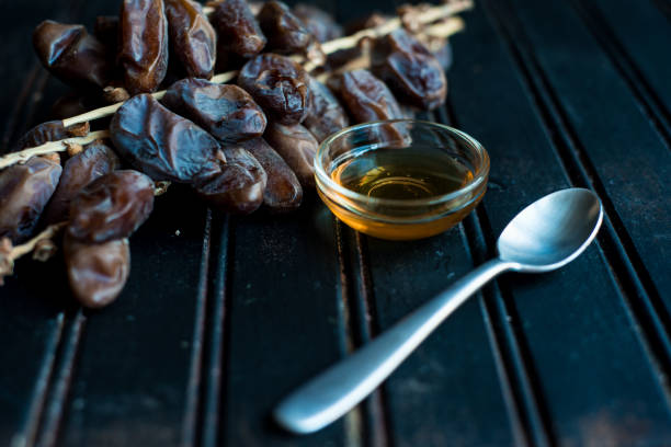 تصویر 4 از خرما مضافتی درجه یک با ظاهر یکدست و خوش فرم