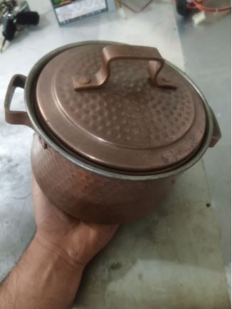 تصویر 1 از قابلمه مسی سبک وزن با ظرفیت مناسب مصرف روزانه