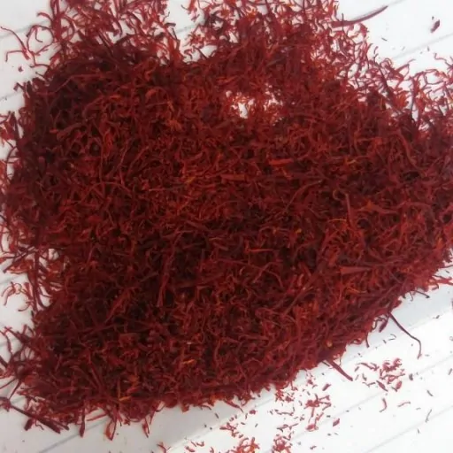 تصویر 3 از زعفران سرگل یک مثقالی با عطر و رنگ ممتاز