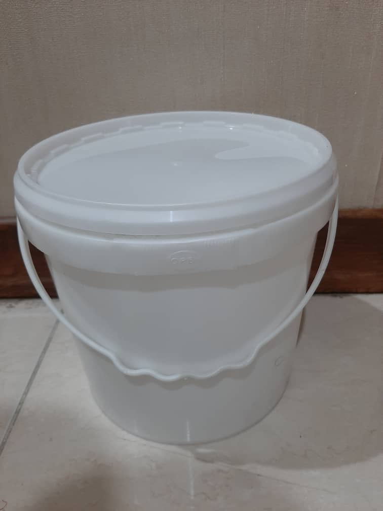 سطل پلاستیکی درب دار صنعتی مناسب نگهداری مواد