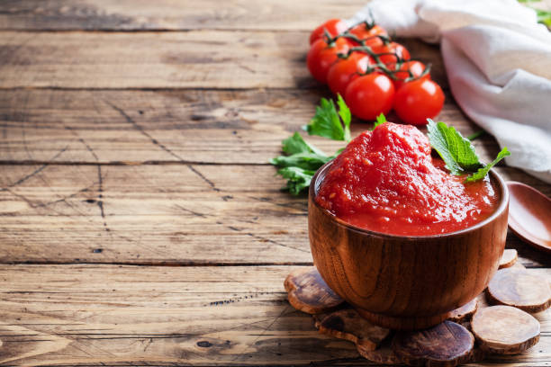 تصویر 1 از همکاری تجاری در تأمین و صادرات رب گوجه‌ فرنگی ضمانت ممتاز ایران