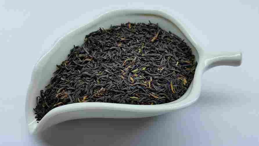 تصویر 1 از چای شمال لاهیجان با طعم عطر ماندگار و دلنشین