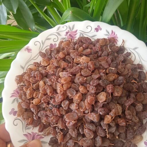 تصویر 3 از کشمش پلویی صراف زاده خوش رنگ برای تهیه غذاهای مجلسی