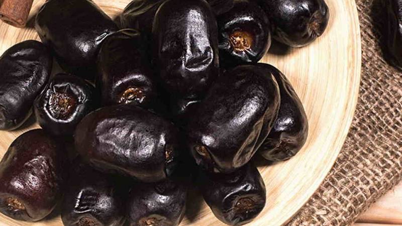 تصویر 3 از خرما مضافتی مشکین 650 گرمی انتخابی مناسب برای پذیرایی
